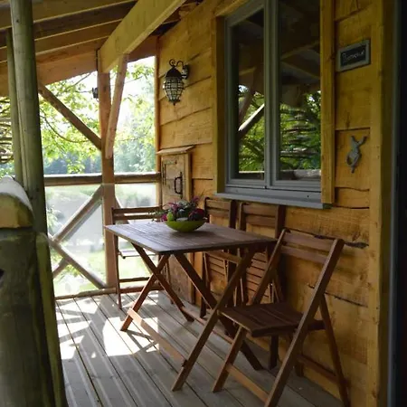 Les Insolites De La Cascade 木屋 *