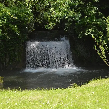 Chalet Les Insolites De La Cascade Lespesses
