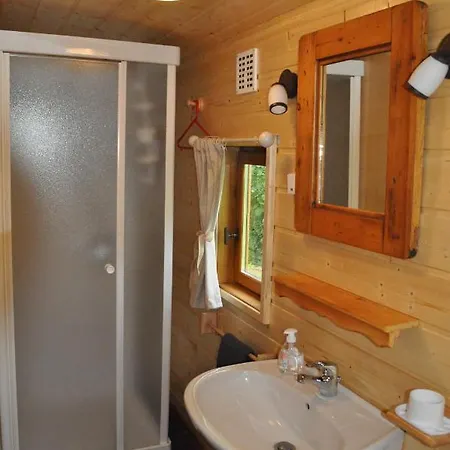 Les Insolites De La Cascade Chalet Lespesses