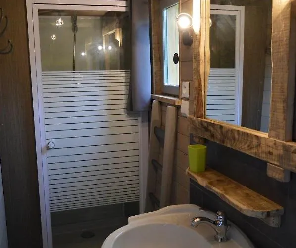 Chalet Les Insolites De La Cascade Lespesses